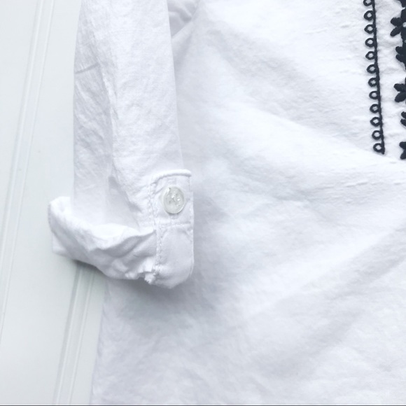 •Carter’s• embroidered tunic top - Picture 3 of 4